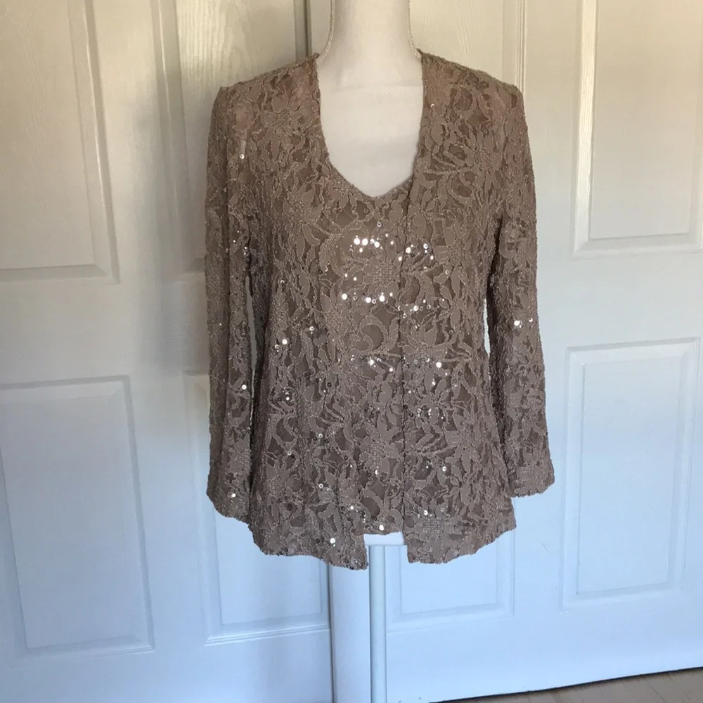 Formal tank & cardigan set - Picture 2 of 9